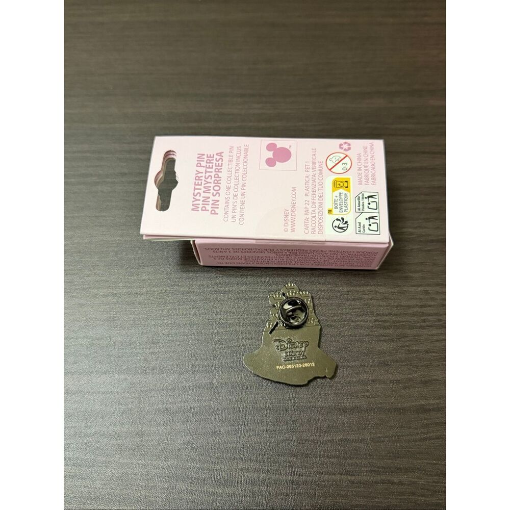 Loungefly Disney Princess Couples Blind Box Enamel Pin - Cinderella - Picture 2 of 2